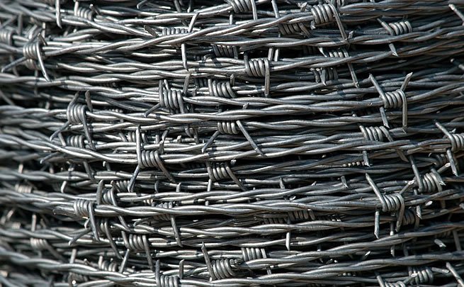 Arame Farpado em Atibaia