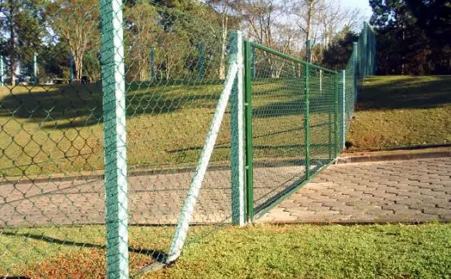 Mourão de Cimento em Atibaia